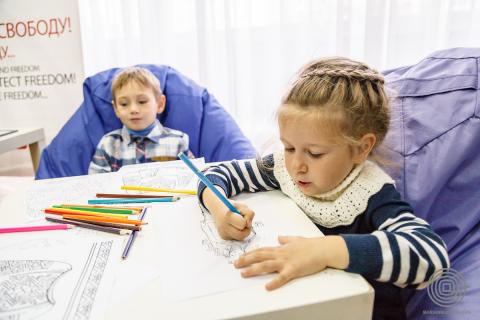 Дитячий майстер-клас Музею Майдану в Будинку кіно